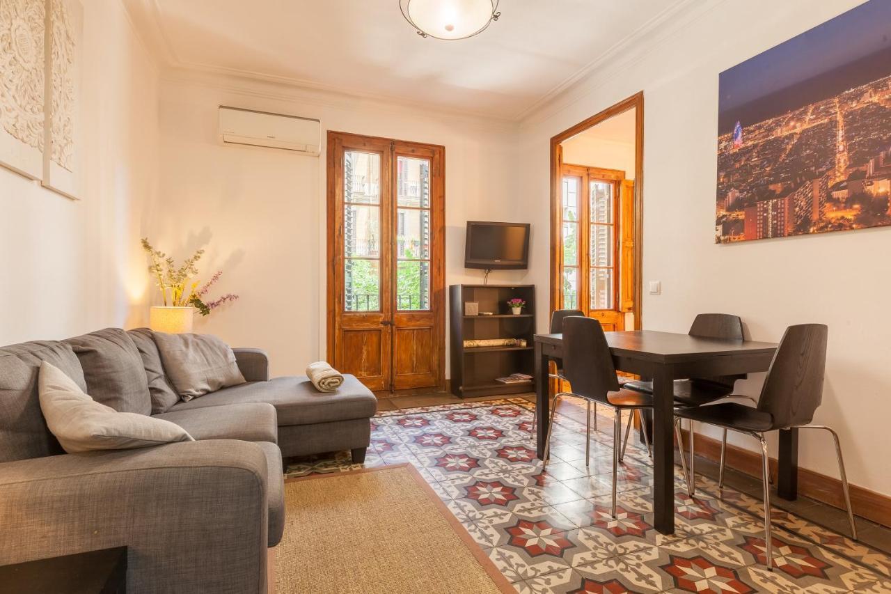 En El Corazon De Barcelona Apartment Exterior photo